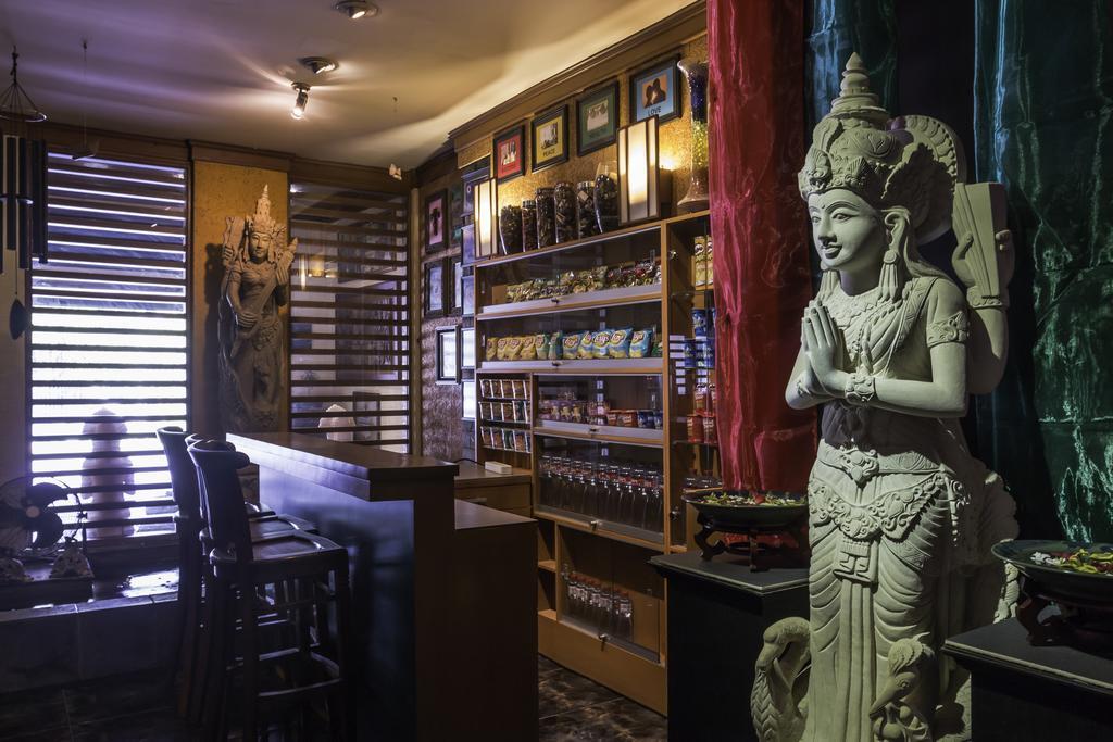 Dhanesvara Holistic Unique Homestay Wonotjolo Екстериор снимка