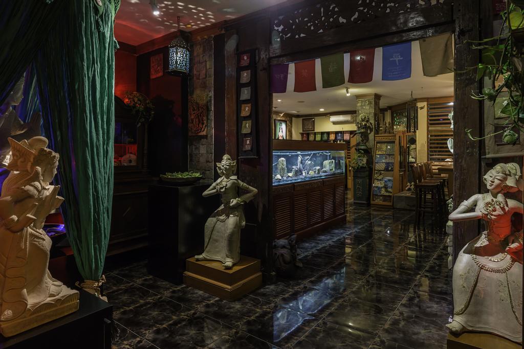 Dhanesvara Holistic Unique Homestay Wonotjolo Екстериор снимка