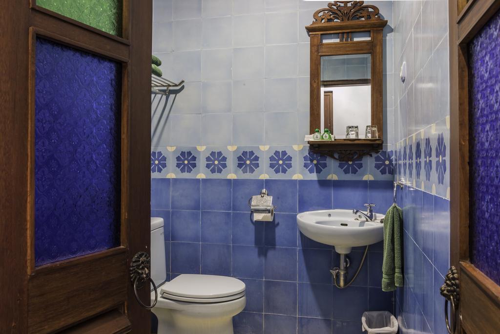 Dhanesvara Holistic Unique Homestay Wonotjolo Екстериор снимка
