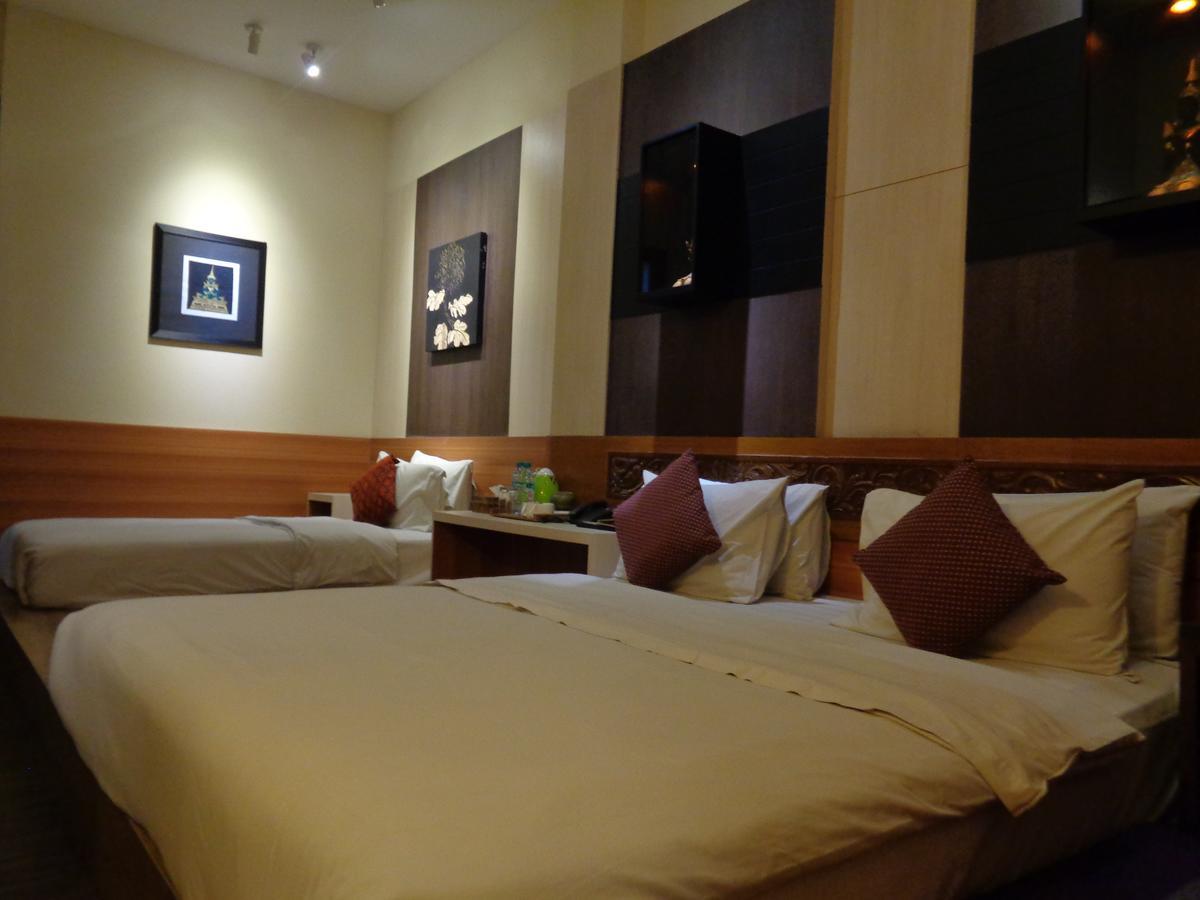 Dhanesvara Holistic Unique Homestay Wonotjolo Екстериор снимка